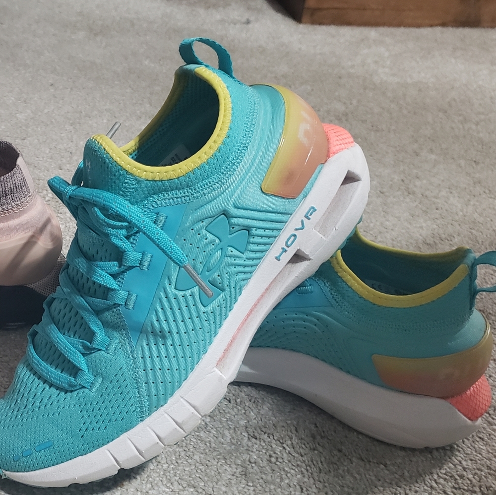 Women's Under Armour shoes